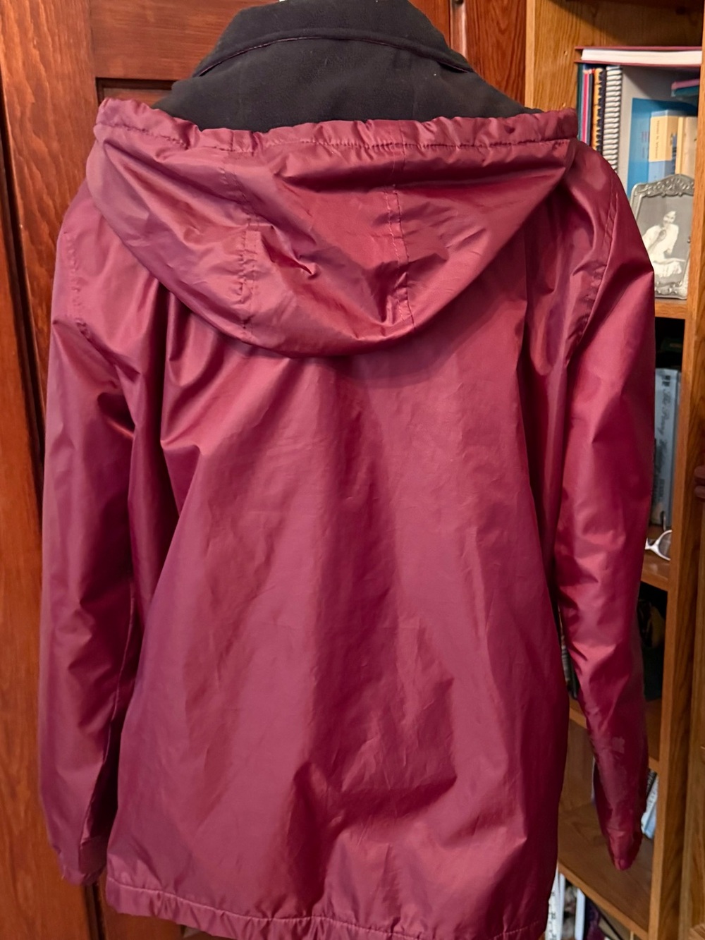 Vintage Totes Women's Fleece-Lined Hooded 3- Season Storm
Jacket/ Large - Picture 3 of 5